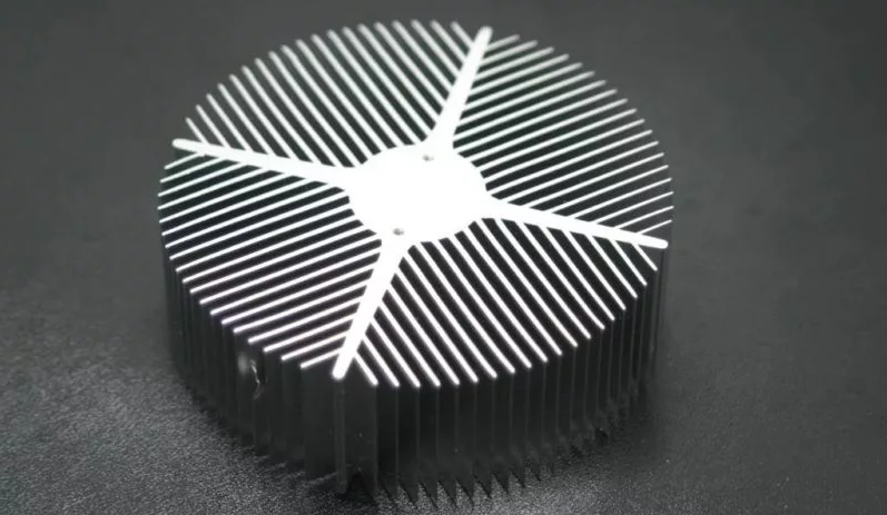 Soyutma radiatoru