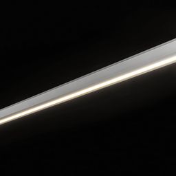 SY-LINK xətti işıqlandırıcısı işlək vəziyyətdə, isti işıq, diaqonal bucaqdan görünüş