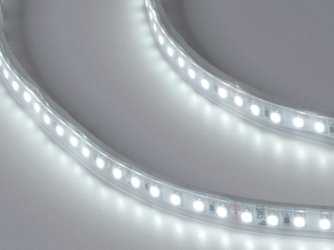 SMD3528 soyuq ağ LED lent, masanın üzərində yandırılmış işıqlandırma