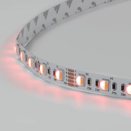 RGB lentinin 5050 fraqmenti, qırmızı kanal
