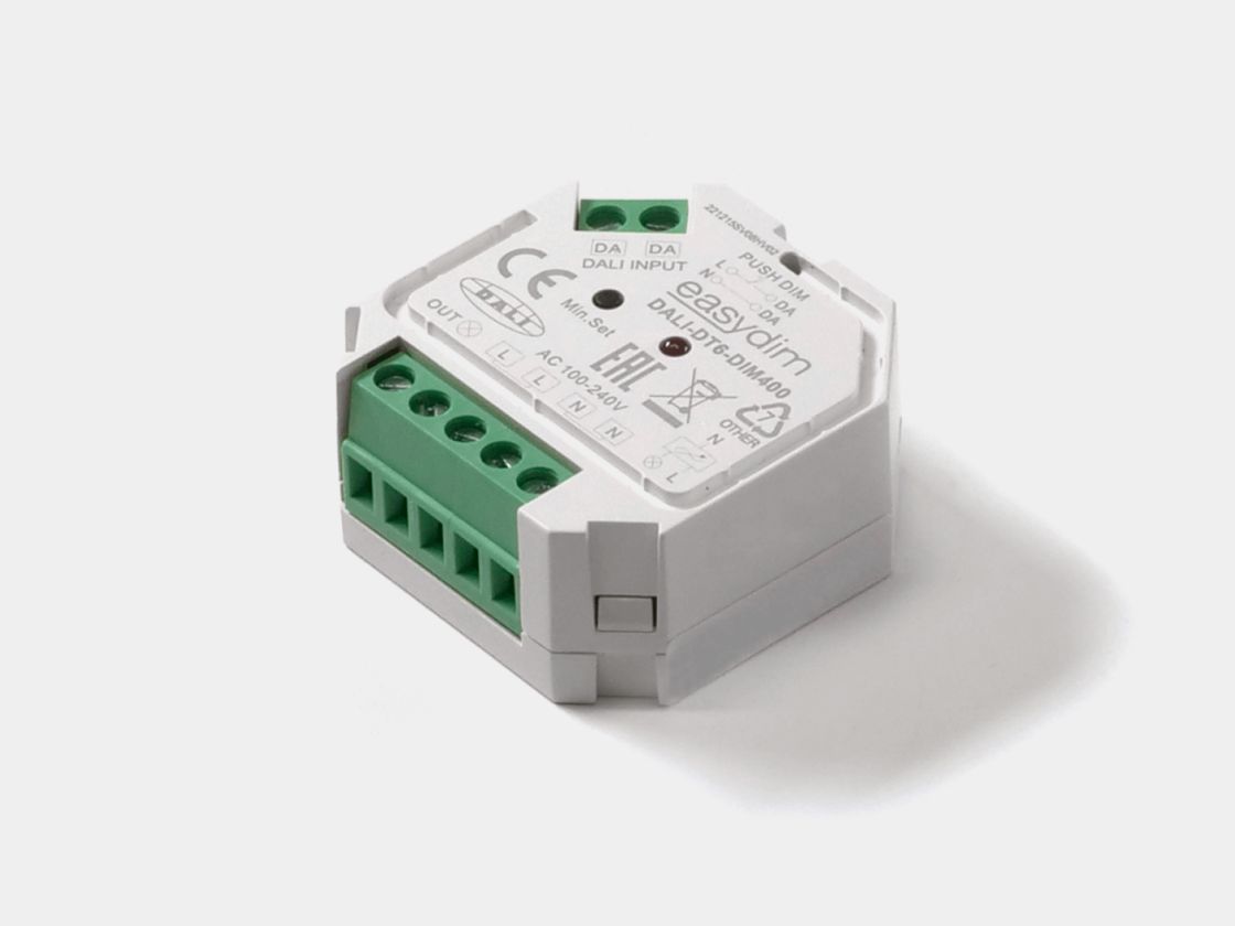 EasyDim DALI-DT6-DIM400 dekoderi, ağ korpus, klemmlər