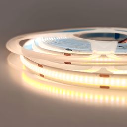 24V COB LED lentinin rulonu, kontakt meydançaları görünür