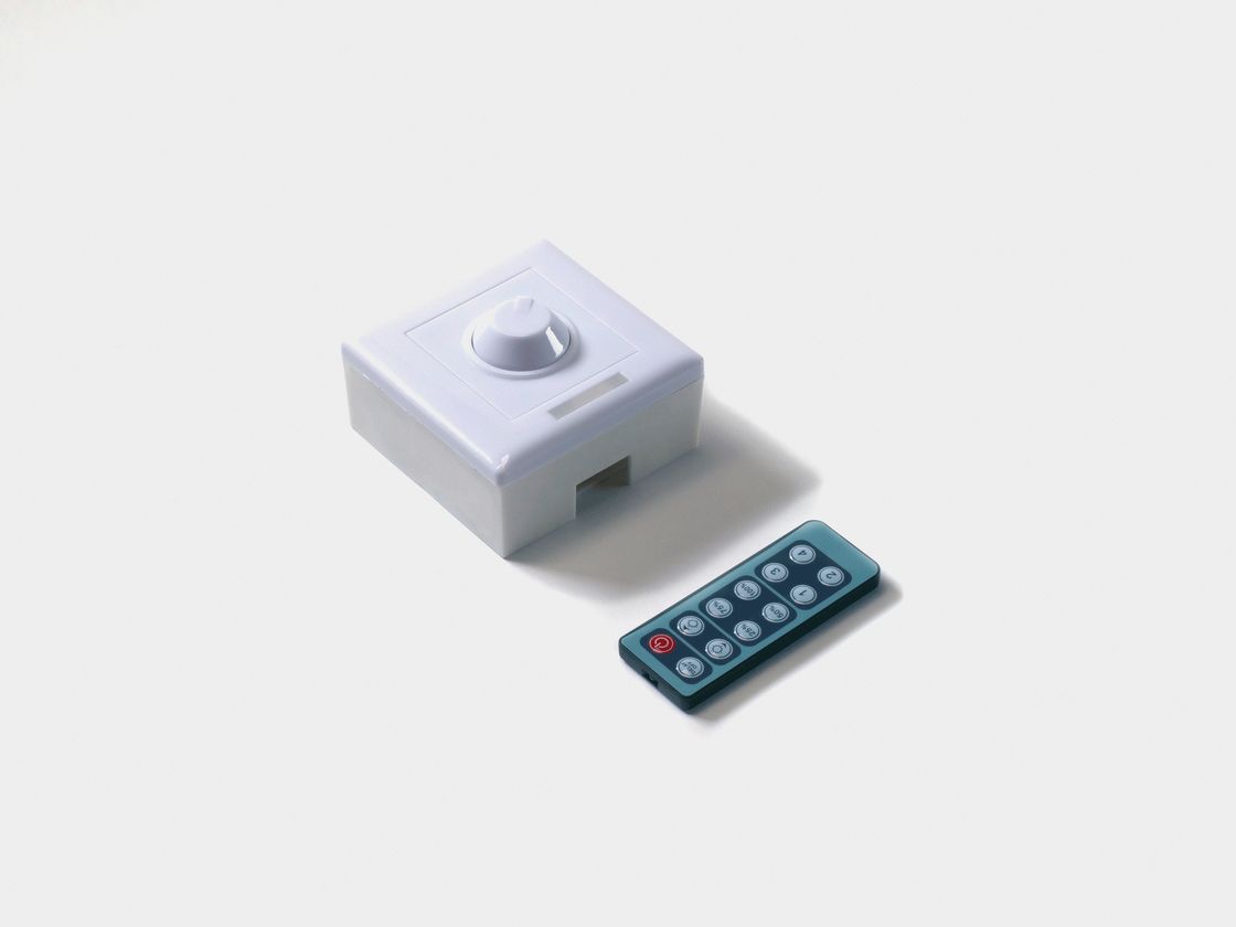Dimmer dəsti və IR pult, ümumi görünüş