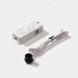 Uzaqdan çıxarılan sensor və kabeli olan İQ sensor