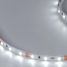 6000K soyuq ağ işıqlı parlaq LED lent