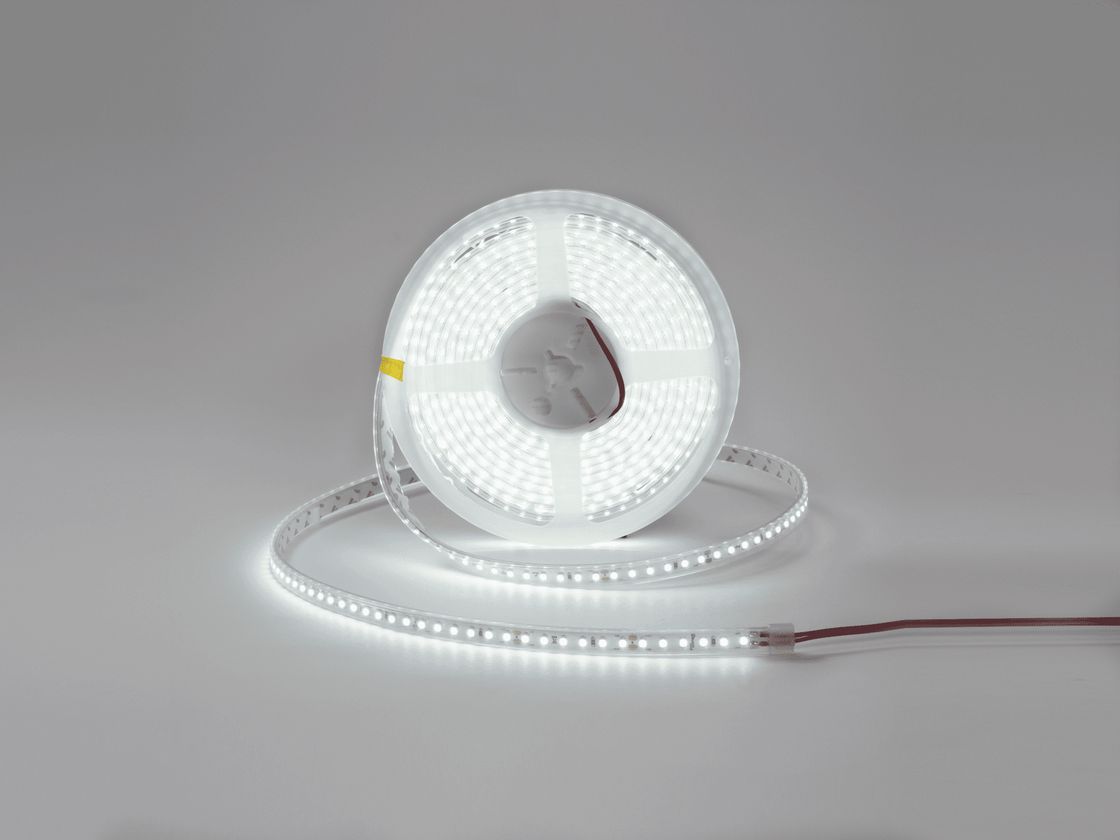 Soyuq ağ işıqlı LED lent, bobində