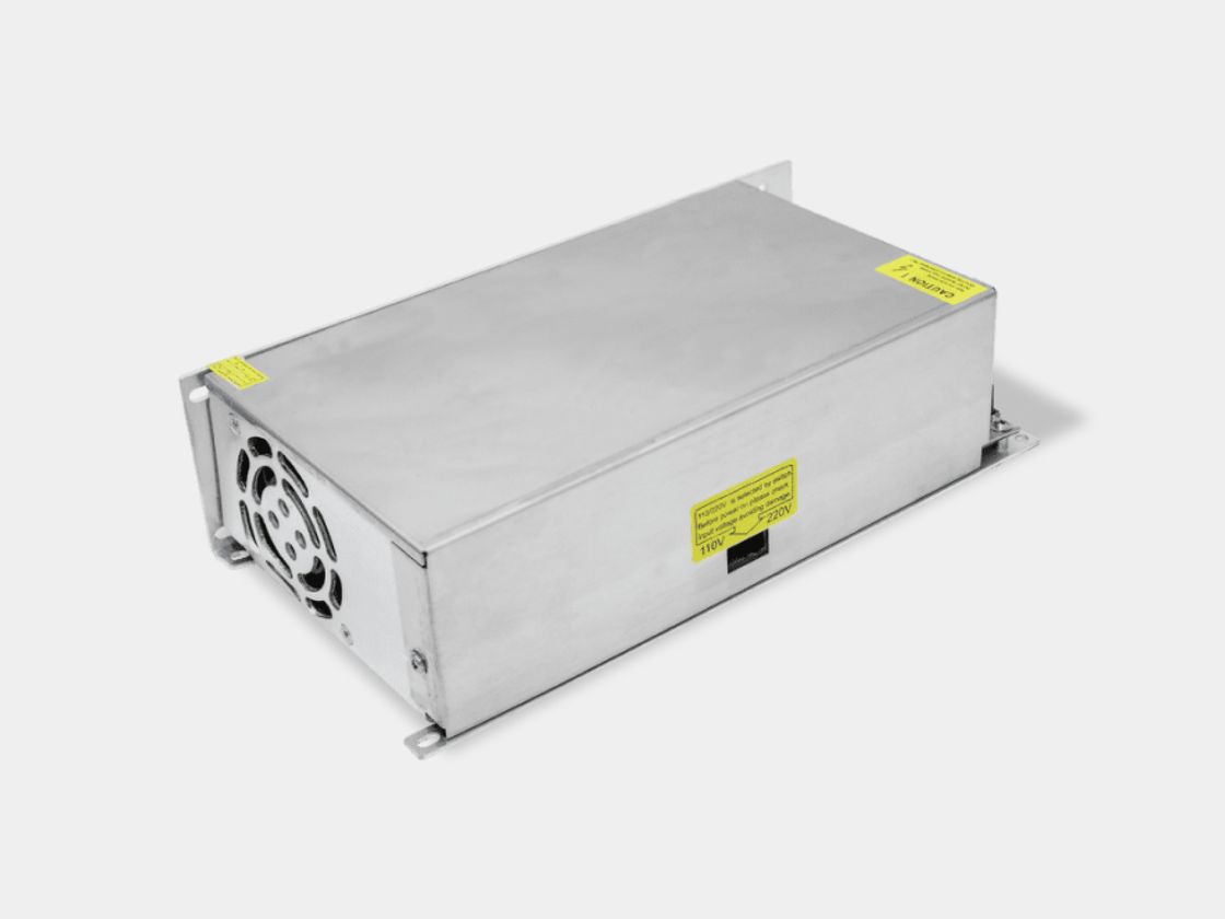 Şəbəkə tipli qida bloku 600W 24V, ventilyator tərəfdən görünüş