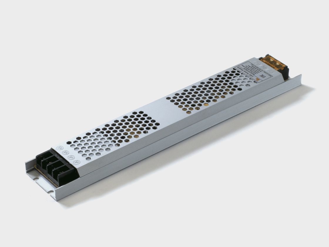 24V ultra nazik enerji təchizatı bloku IP20, metal korpus
