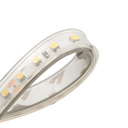 Silikon örtüklü LED lentin əyilmiş hissəsi