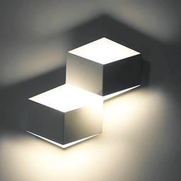 Kub formalı qara divar lampası, işığı yuxarı və aşağı istiqamətdə yayır