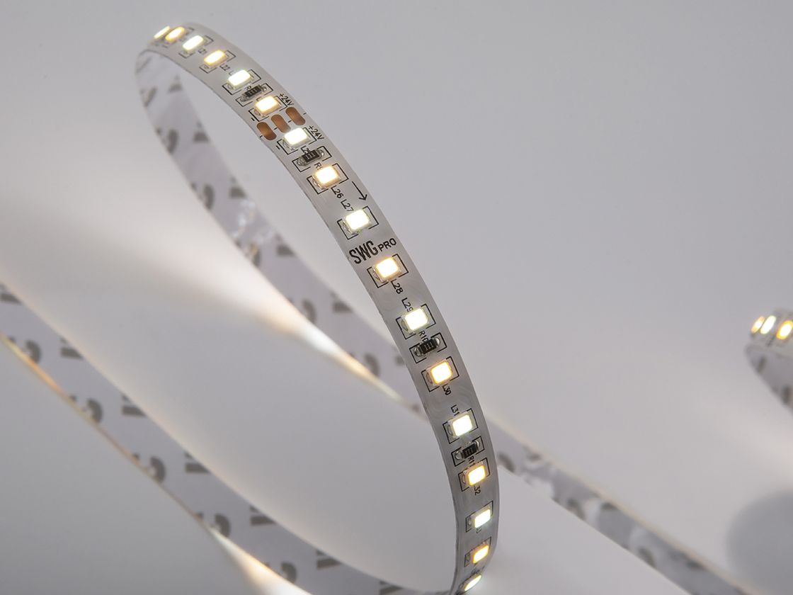 İş prosesində SWG PRO elastik LED lent