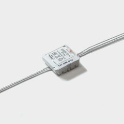 Qoşulmuş naqilləri olan EasyDim W-TX2 radio ötürücü