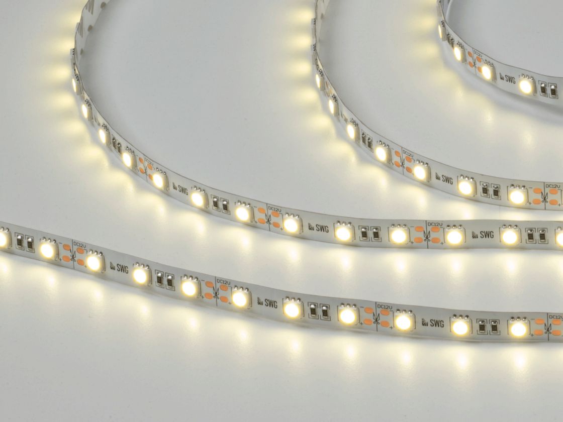 İş prosesində SWG SMD5050 LED lent, neytral ağ işıq