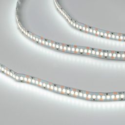 İşlək vəziyyətdə 12V LED lent, soyuq ağ işıq