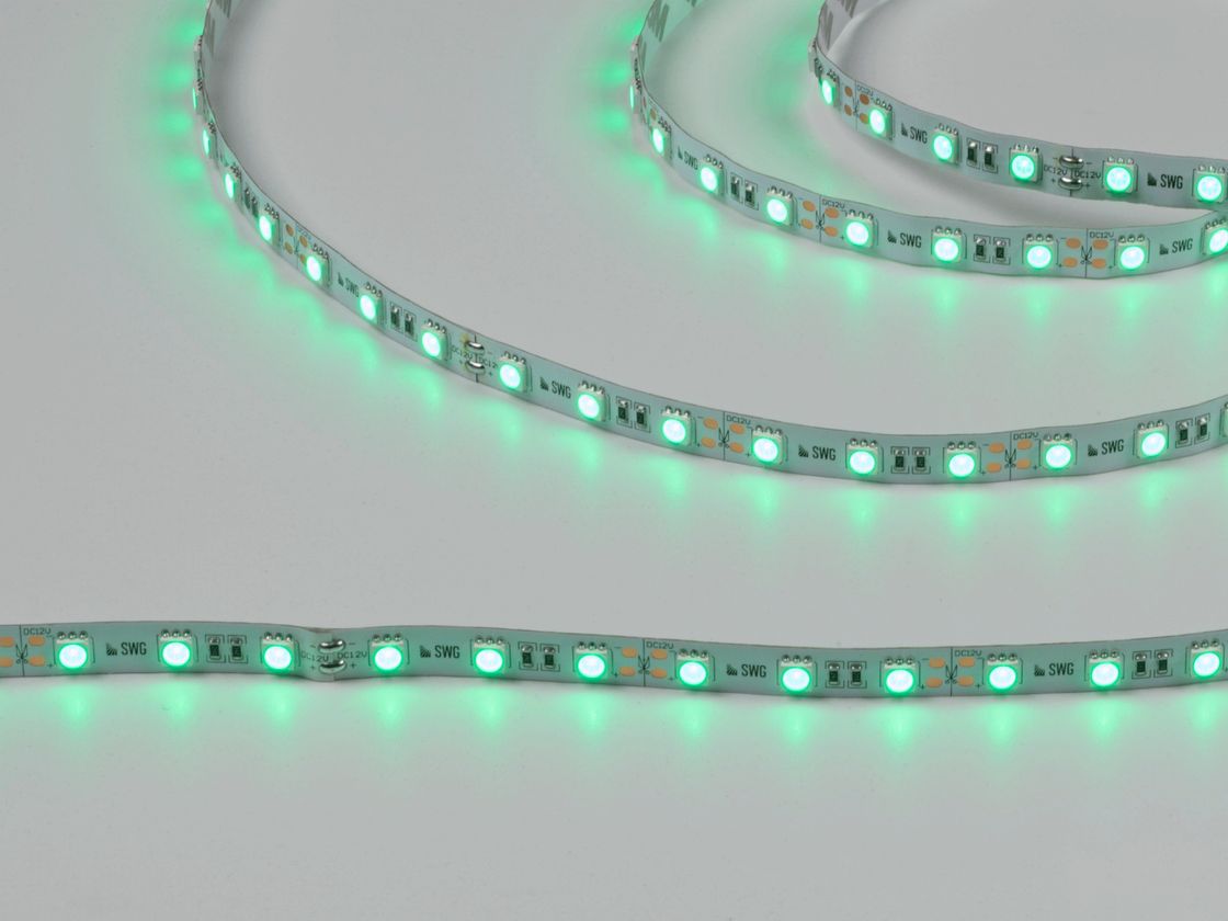 SMD5050 12V yaşıl işıqlı LED lent — yaxın plan görüntü
