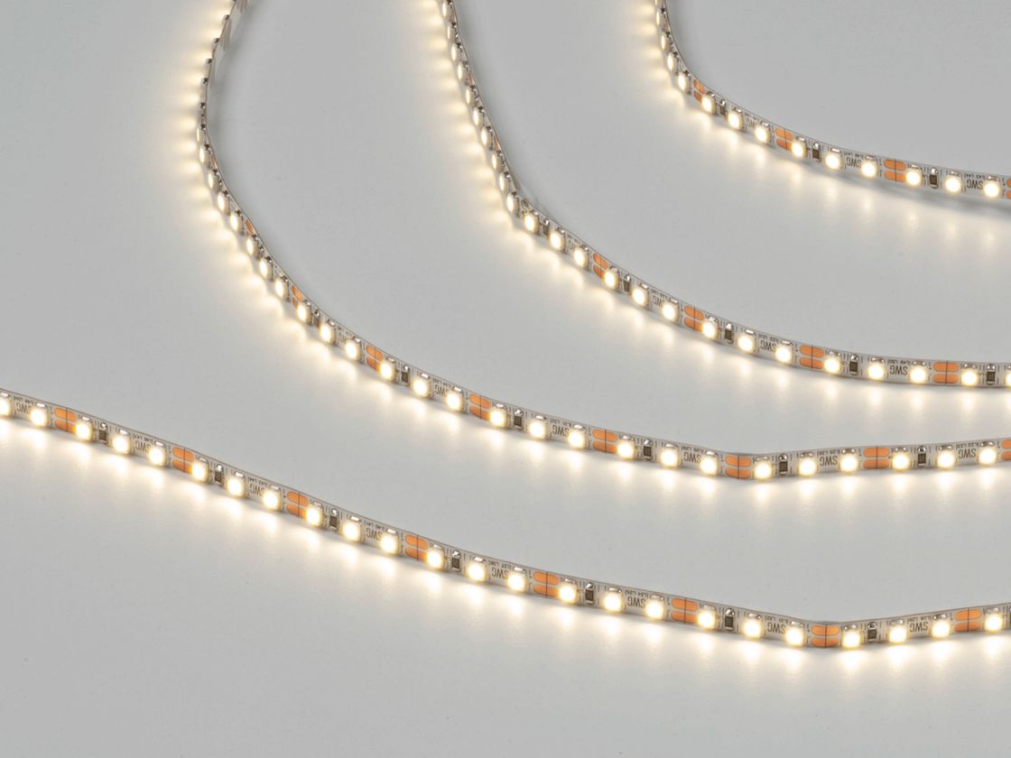 SMD3528 LED lent, neytral ağ işıq, aktiv vəziyyətdə, yaxın plan